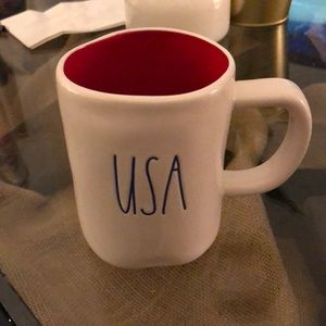 Rae Dunn USA Mug